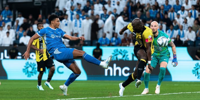 الهلال يفوز بالكلاسيكو على الاتحاد