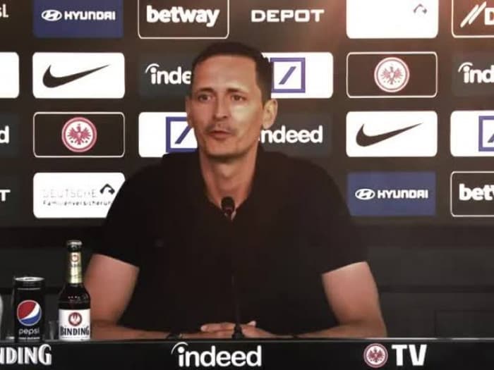 الأهلي يتواصل مع مدرب ألماني
