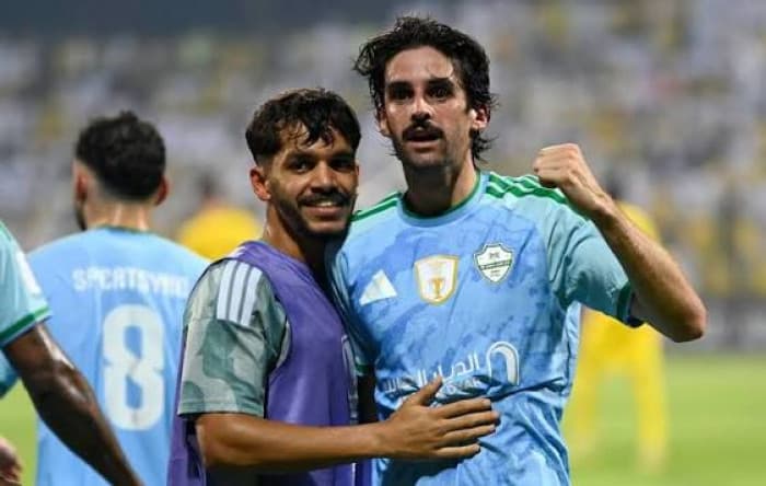 Kashima Keeps Perfect Record in Asia