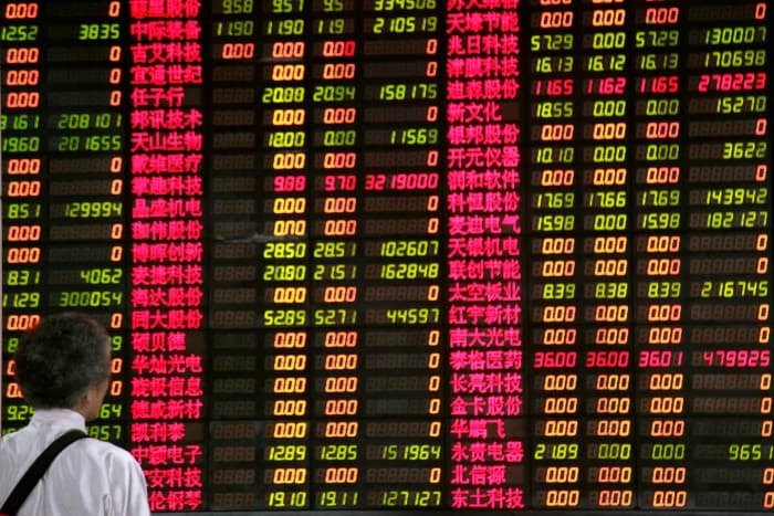 Chinese stocks hit 2025 lows