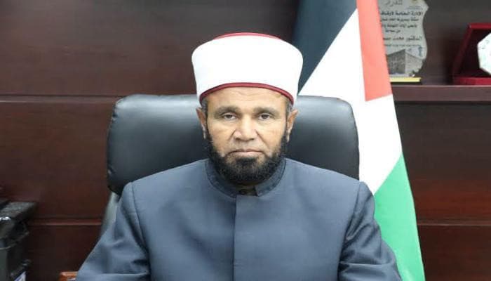 وزير الأوقاف الفلسطيني يستقيل بعد زلزال السبحة