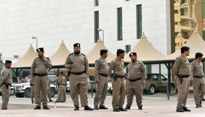 Saudi Arabia executes two Bangladeshis in Mecca mosque