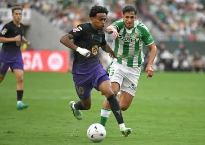 Barcelona beats Real Betis