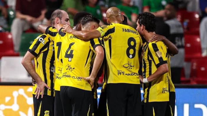 الاتحاد يتغلب على الاتفاق 4-1 والقادسية يفوز على التعاون
