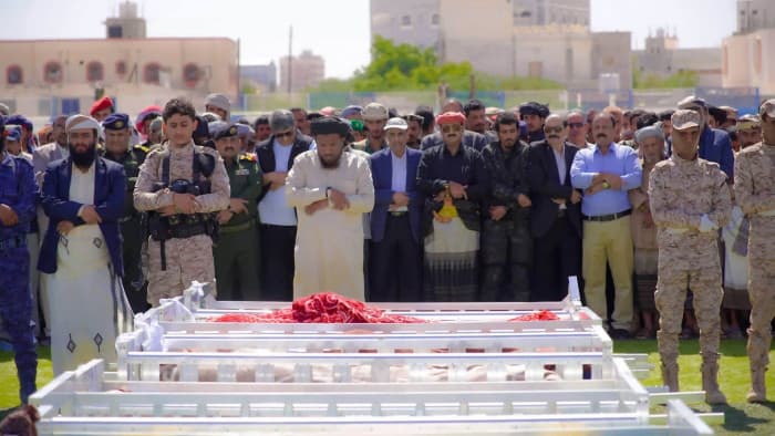شبوة تنعي 75 شهيداً من ضحايا العدوان الحوثي