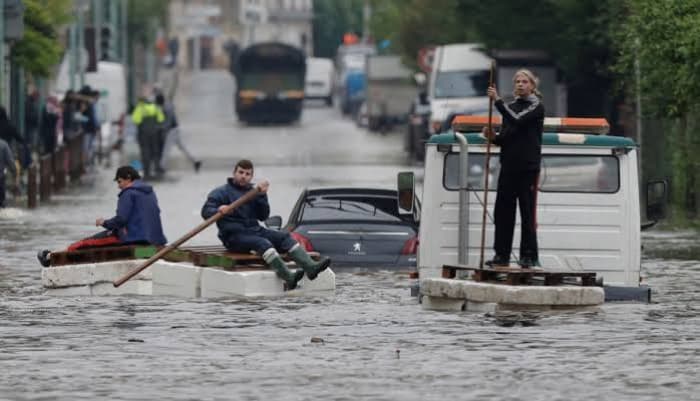 Floods in France cause three fatalities