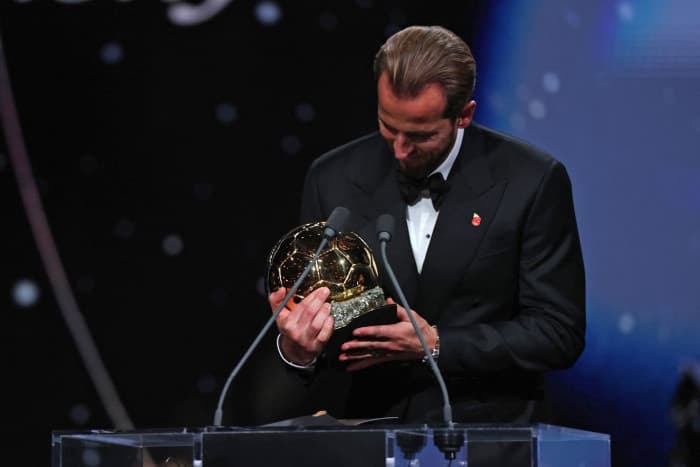 Kane edges Mbappé in vote