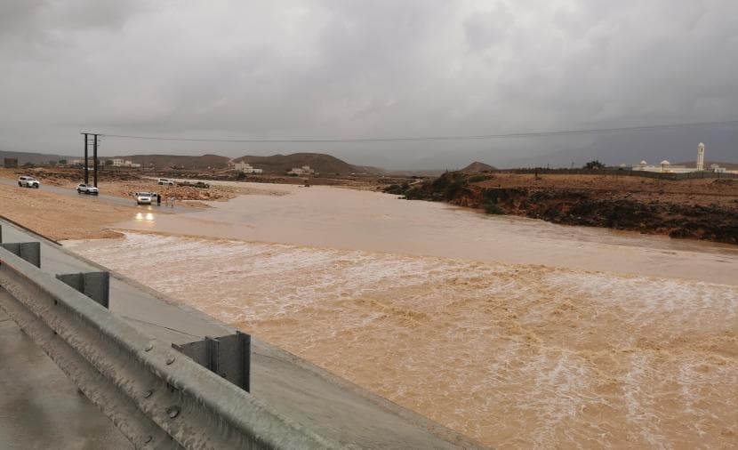 Threat of thunderstorms in Hajar Mountains