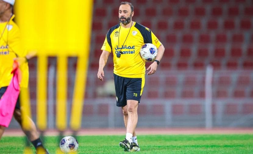 الأحمر يخطو نحو خليجي 27 باستدعاء 28 لاعبًا