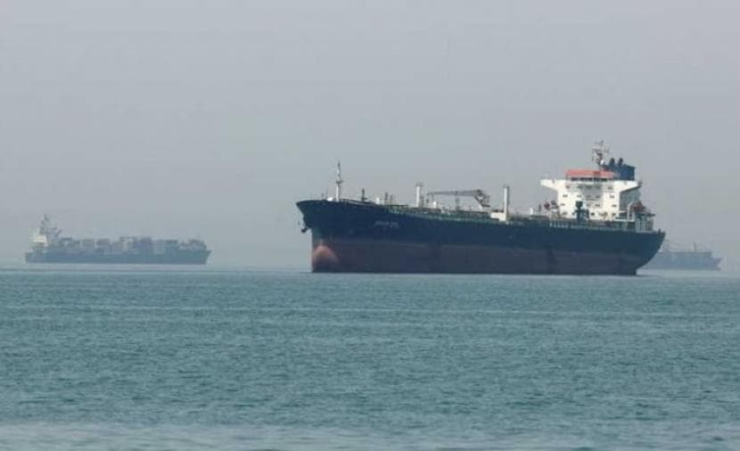 Six Saudi oil tankers change route amid Houthi activity