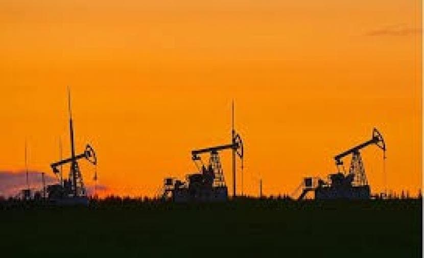 Shipping issues push Brent above $100