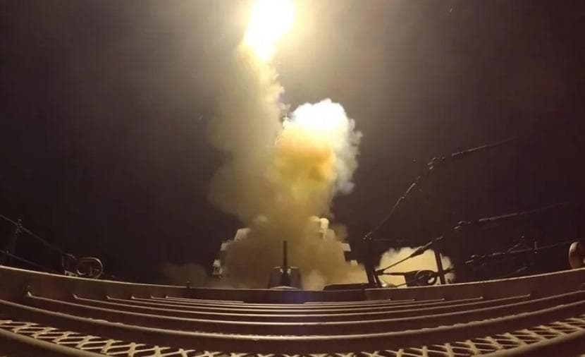 US persists with Iran strikes
