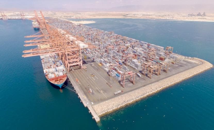 الخبراء: الموانئ العمانية تدعم مركز السلطنة في التجارة الدولية