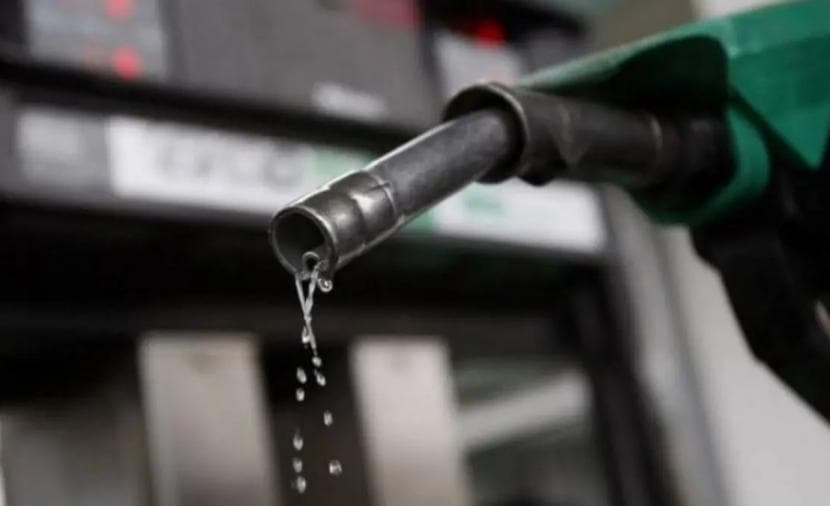 عوامل ترفع أسعار البنزين والديزل