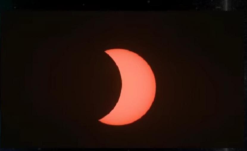 Europe's first total eclipse blocks the sun