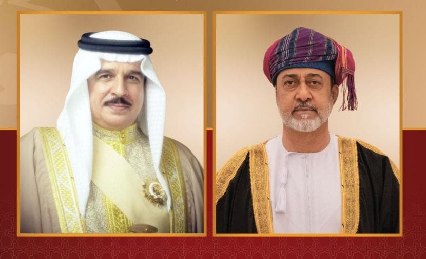 سلطان عمان يتلقى اتصالا من ملك البحرين