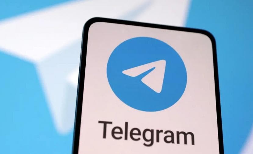 Apple suspends Telegram from its store