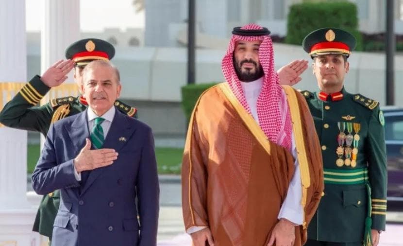 Saudi Arabia, Pakistan, Turkey sign defense pact