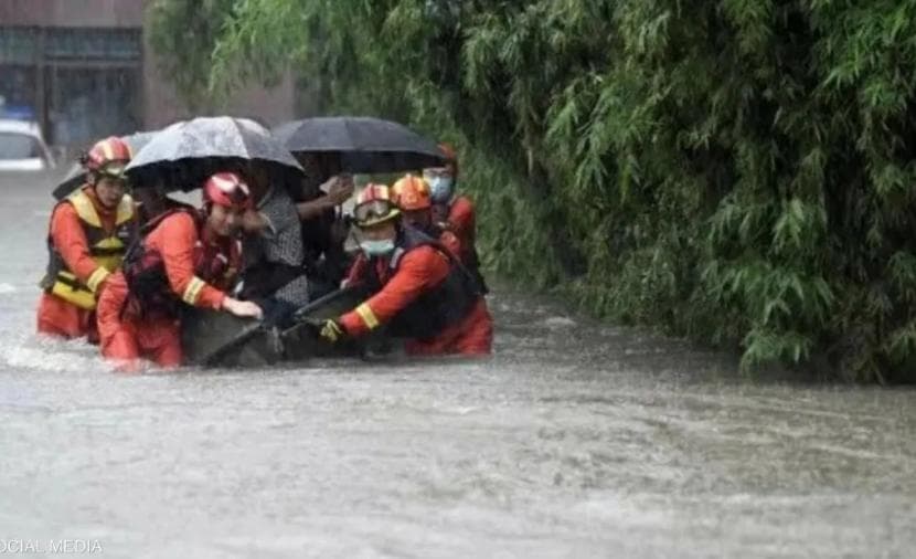 Thailand faces sudden floods, displacing hundreds