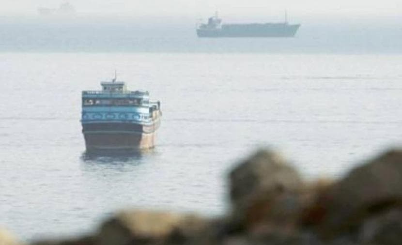 Hormuz Strait Maritime Traffic Drops