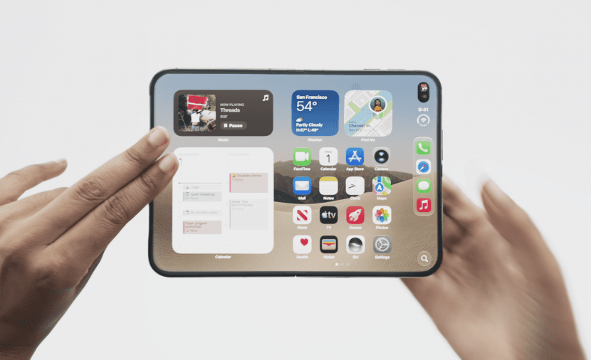 Apple Unveils New Foldable iPhone