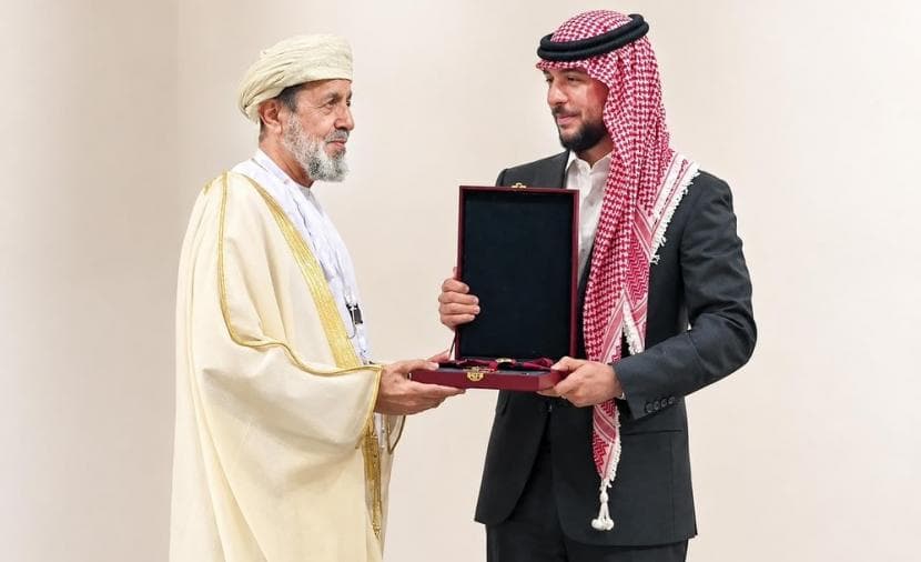 الأردن يمنح وساما للأمين العام في الإفتاء