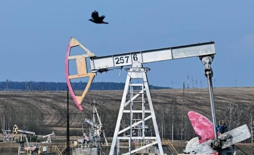 Oil exceeds $100 amid Middle East tensions