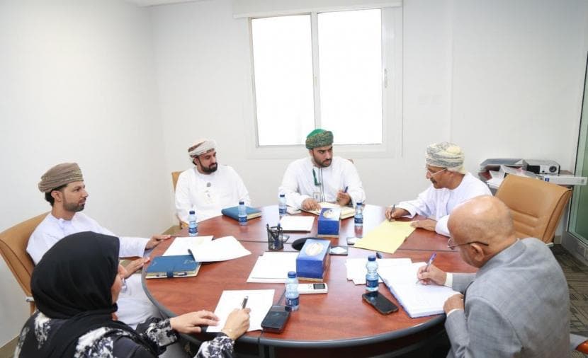 العمل يطلق خطة لتخصصات سوق العمل