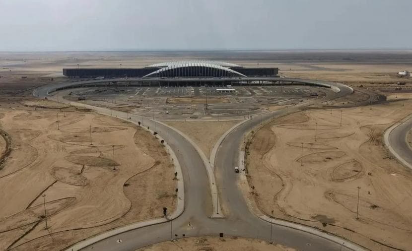 السعودية تؤكد إصابة 3 في هجمات على مطاري جازان ونجران