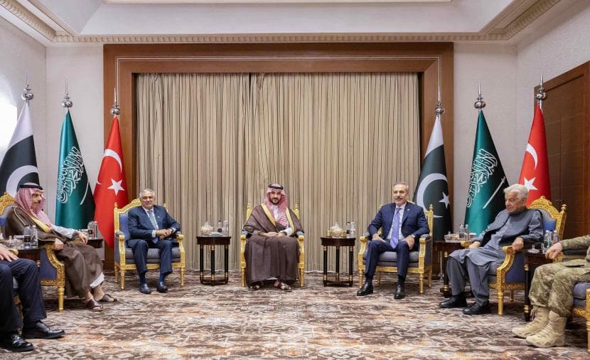 المخا تحت سيطرة القوات الحكومية و"حلف مكة" يفعيل الردع