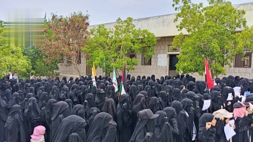 Massive Women's Gatherings in Hajj on Friday for "Alert and Mobilization"