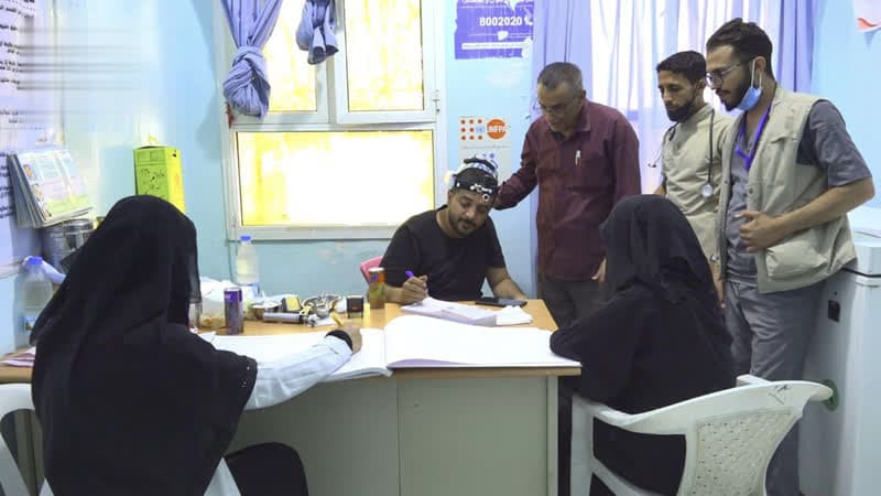 المستشفى الجمهوري بصنعاء يطلق مخيمًا جراحيًا مجانيًا في الجوف
