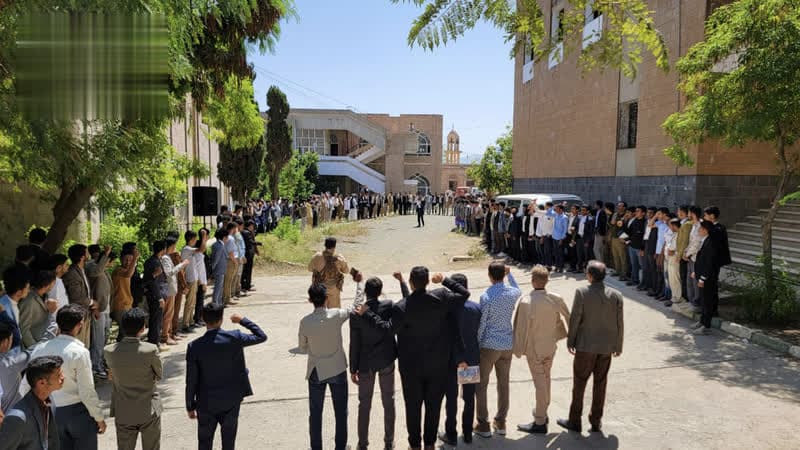Hajjah University protests against Saudi aggression at Sana'a Airport