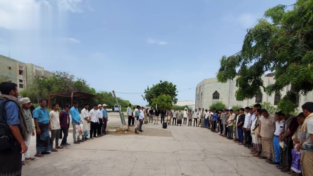 Al-Hodeidah University hosts protests against Saudi maritime ban