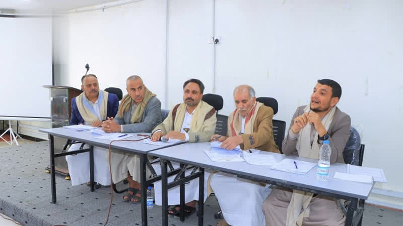 Sana'a Executive Discusses Plans to Improve Administrative and Developmental Performance in the Governorate