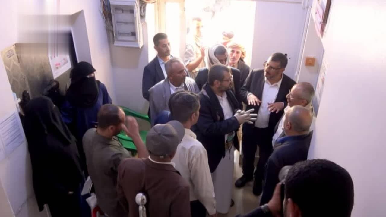 Sheiban and Al-Hawali review Al-Salam Hospital progress