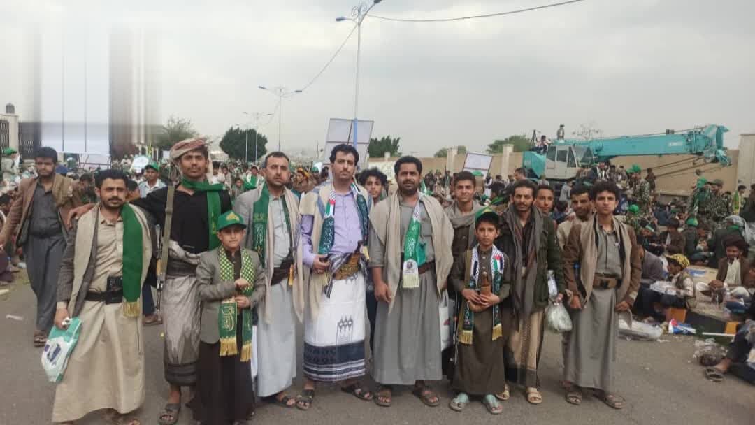 أبناء الجنوب والشرق يشاركون في المولد النبوي