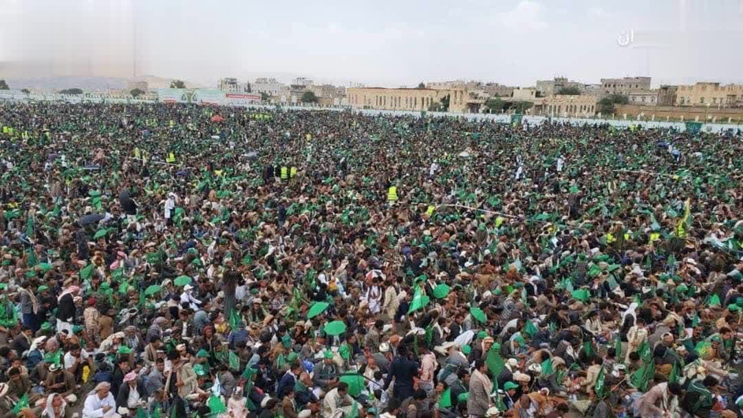 مشاركة جماهيرية واسعة بذكرى المولد