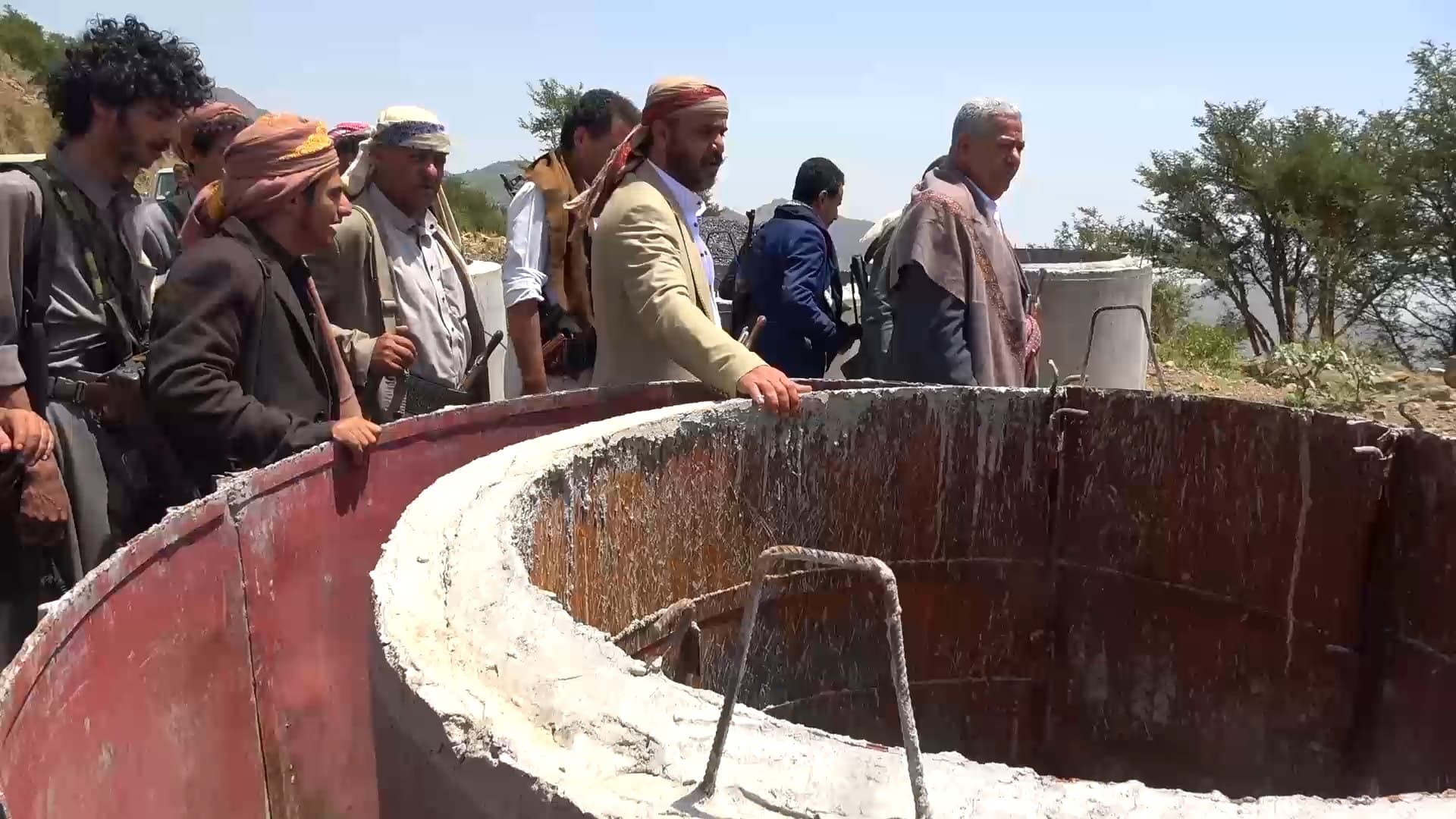 Reaima Gov Inspects Dhamar Road Work