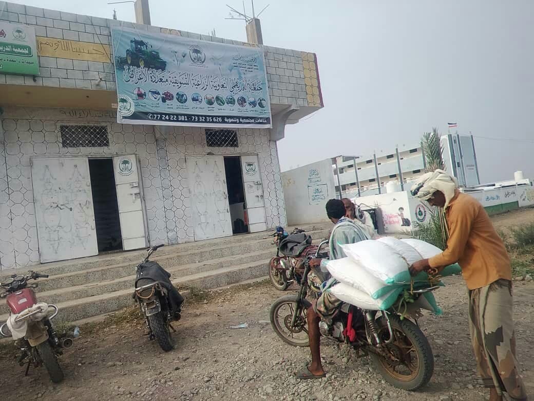 Seed distribution begins for Ad Duryami farmers