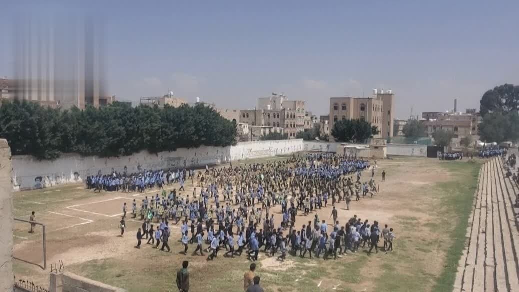عرض كشفي وطلابي بمناسبة المولد