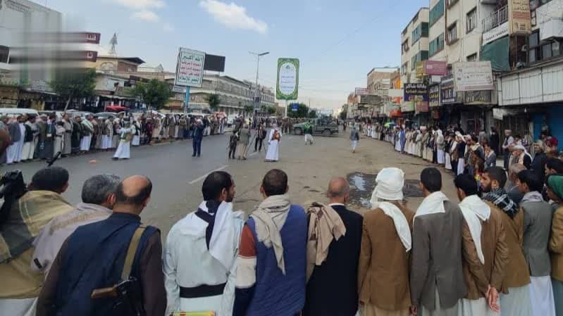 وقفات شعبية في صنعاء احتفالا بالمولد