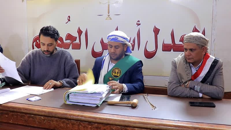 محاكمة عصابة مسلحة بجرائم قتل وحرق