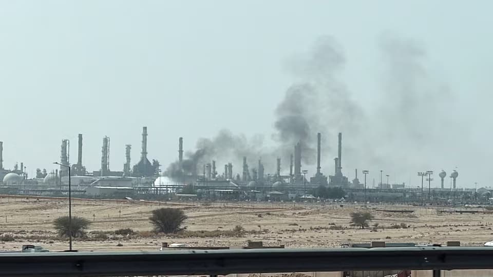 Houthi Forces Hit Saudi Aramco Facility