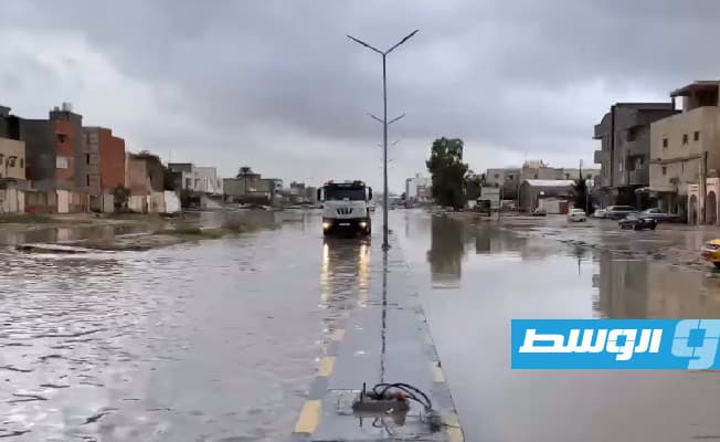Western regions face isolated rain Saturday