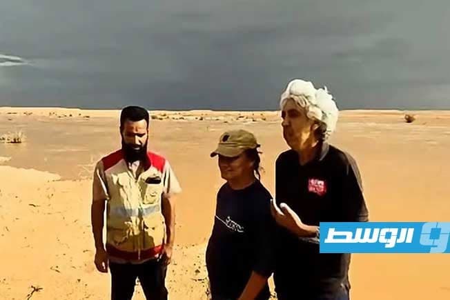 مهندس فلبيني يُنقذ بعد تعطل سيارته بغدامس