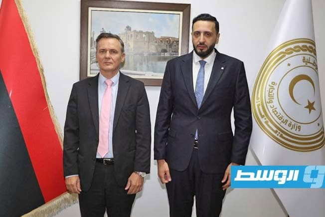 أبوشيحة يناقش مع السفير الفرنسي تعزيز التعاون الاقتصادي