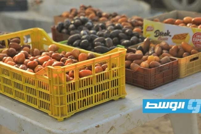Zliten hosts date festival at market