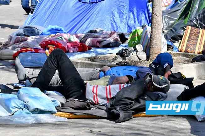 ترحيل المهاجرين الأفارقة من تونس