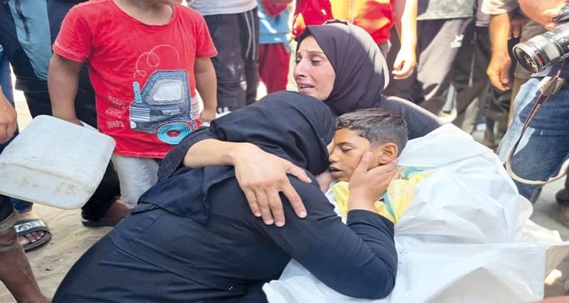 إسرائيل ترتكب مجزرة في مخيم جباليا بقطاع غزة